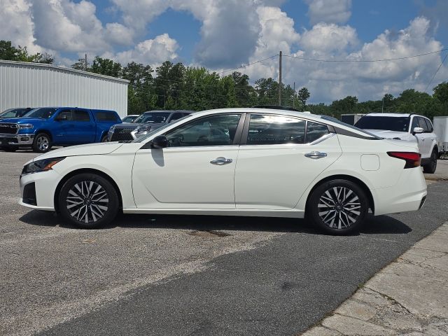 2025 Nissan Altima 2.5 SV:B02427