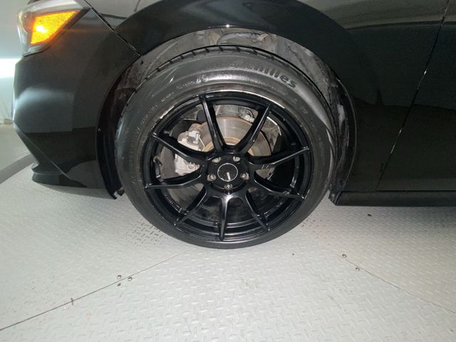 Used 2022 Black Honda Si image 10