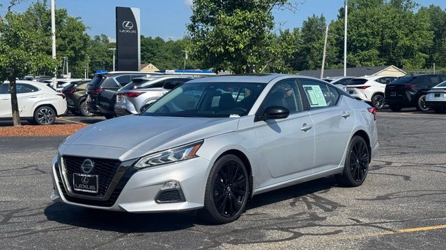 Brilliant Silver Metallic 2020 Nissan Altima 2.5 SR AWD Sedan All-Wheel Drive Continuously Variable Transmission
