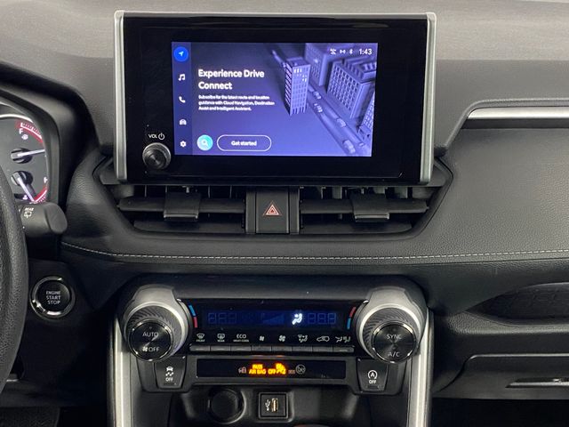 2024 Toyota RAV4 XLE photo