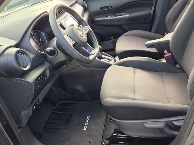 Used 2023 Nissan Kicks SUV