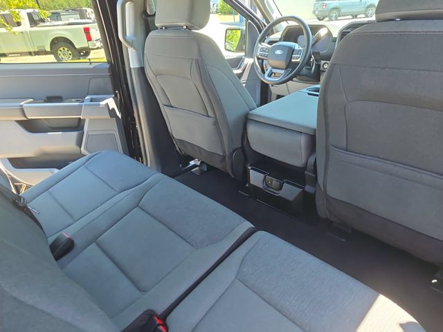 Used 2025 Agate Black Metallic Ford XLT image 12