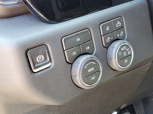 2026 Chevrolet Silverado 2500 Crew Cab 4WD Pickup for sale #T1194840 - photo 8