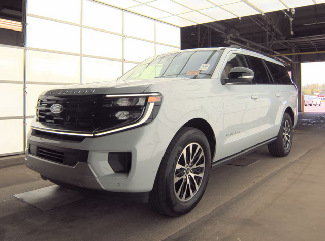 2025 Space Silver Metallic Ford Expedition Max Platinum 4X4 SUV