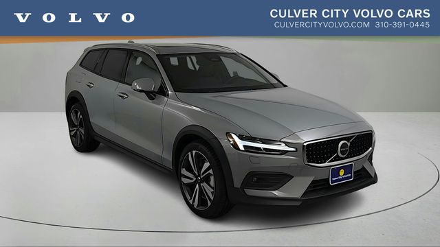 Gray Metallic 2026 Volvo V60 Cross Country B5 Plus AWD Wagon All-Wheel Drive Automatic