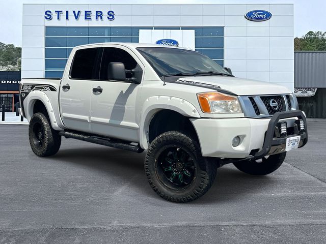 Glacier White 2013 Nissan Titan Pickup Truck Four-Wheel Drive 5-Speed Automatic