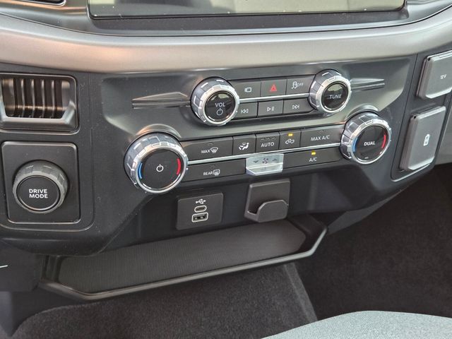 New 2026 Ford F-150 SuperCab 6.5' Box XLT