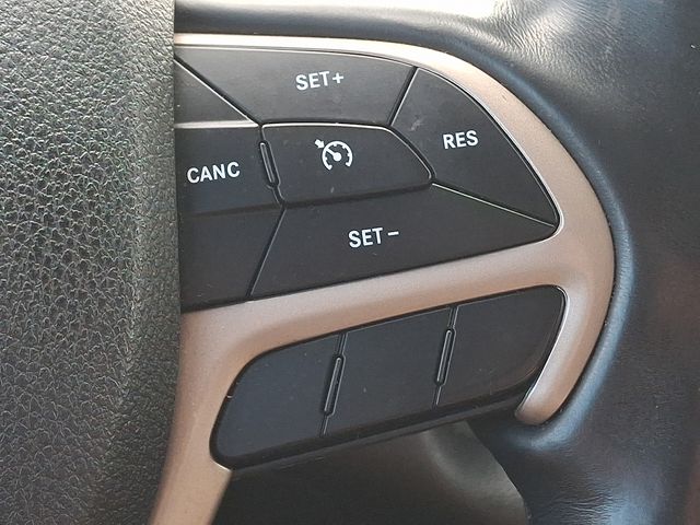 used 2018 Jeep Cherokee car, priced at $15,942