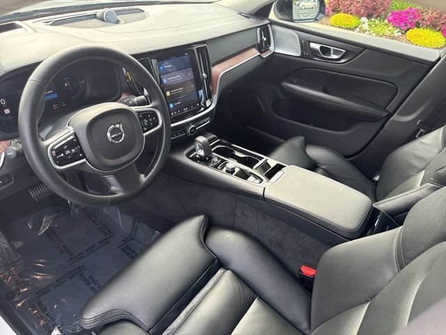 2024 Volvo S60 Recharge Ultimate photo 11