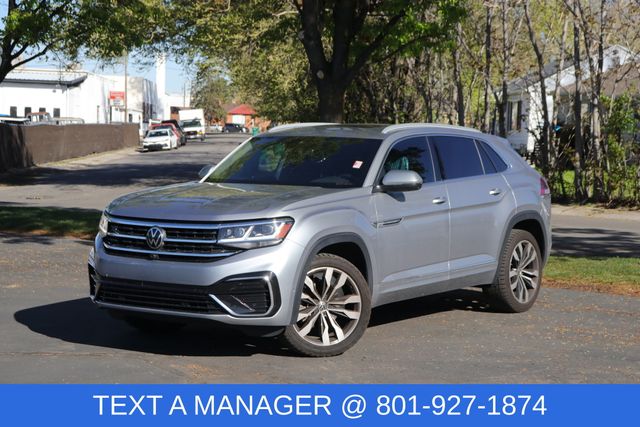 Silver Metallic 2020 Volkswagen Atlas Cross Sport V6 SEL Premium R-Line 4Motion SUV / Crossover All-Wheel Drive 8-Speed Automatic