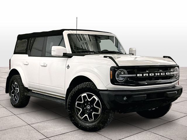 2021 Ford Bronco Outer Banks White at Bob Ruth Ford