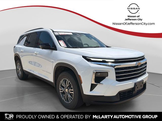 Summit White 2026 Chevrolet Traverse SUV / Crossover Four-Wheel Drive 8-Speed Automatic