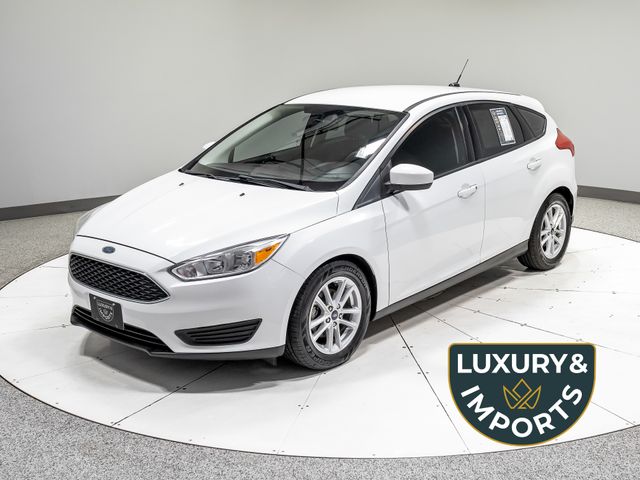 Oxford White 2018 Ford Focus Hatchback Front-Wheel Drive 6-Speed Automatic