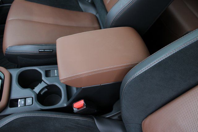 Used 2025 Silver Subaru Touring image 32