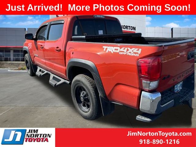 2016 Toyota Tacoma TRD Off-Road 8