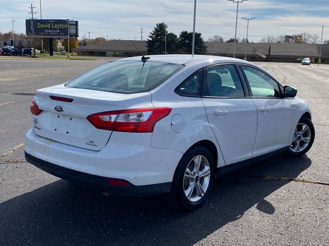 2013 Ford Focus SE 11