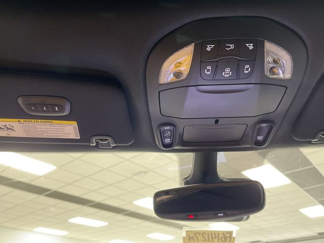 2025 Chrysler Pacifica Limited photo