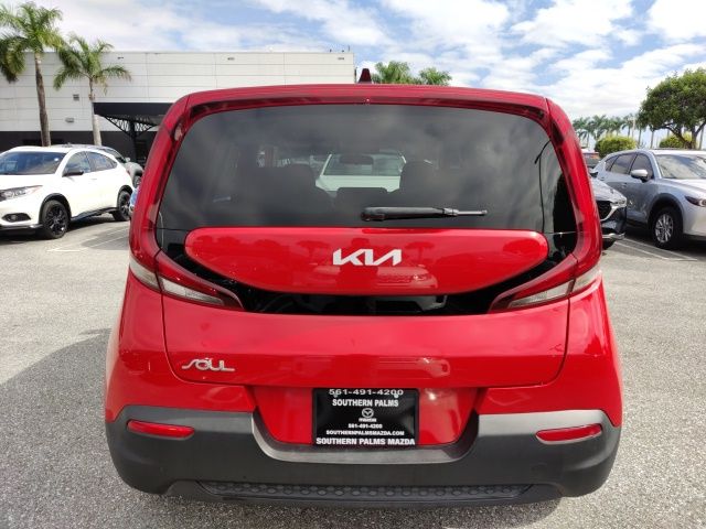 2022 Kia Soul LX 9