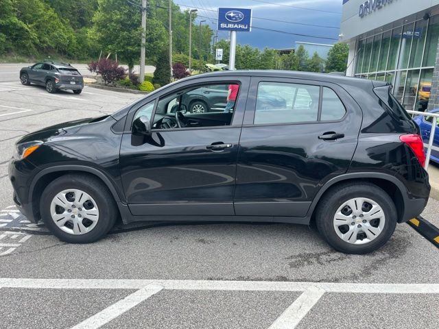2018 Chevrolet Trax LS - 7