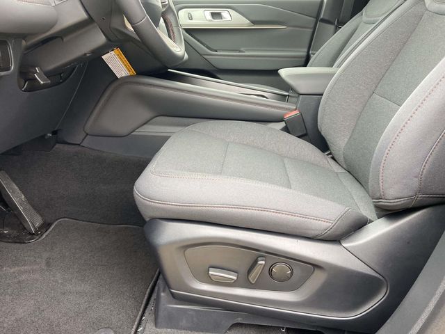 New 2026 Black Ford Active image 10