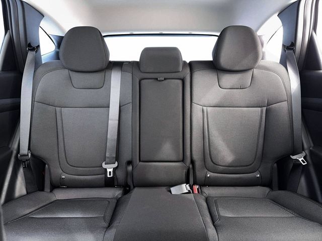 New 2026 White Hyundai Blue SE image 16