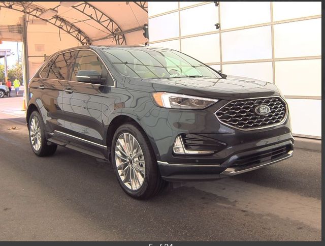 2024 Ford Edge Titanium 3