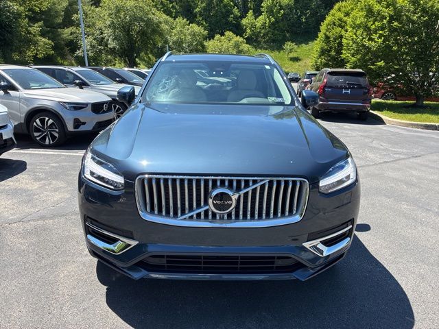 Certified Used 2025 Blue Volvo T8 Plus image 5