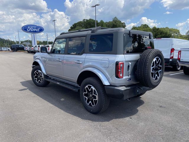 2024 Ford Bronco Outer Banks 6