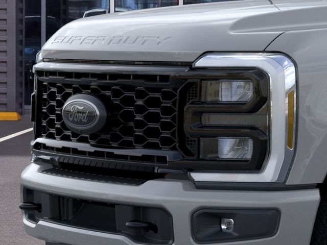 New 2026 White Ford XLT image 17
