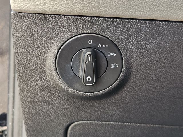 2022 Volkswagen Taos 1.5T SEL  at DeMontrond Auto Country