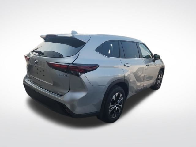 Used 2024 Toyota Highlander Hybrid SUV