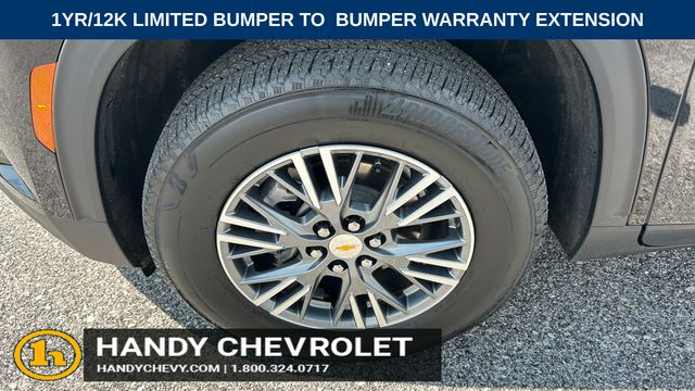 Used 2025 Chevrolet Traverse SUV