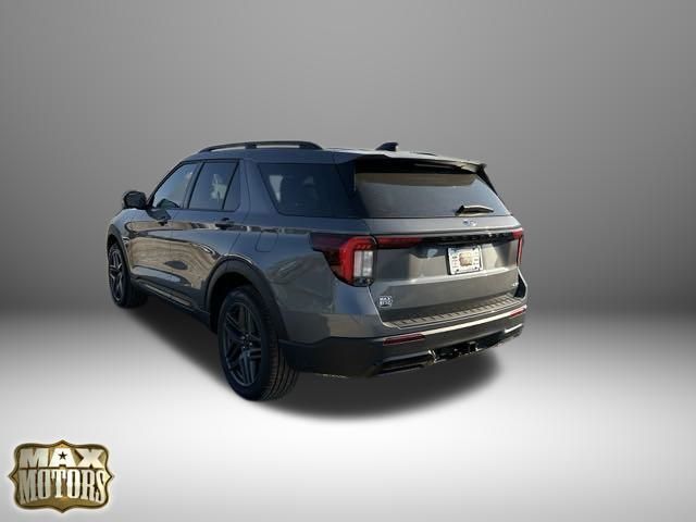 2025 Ford Explorer ST-Line 5