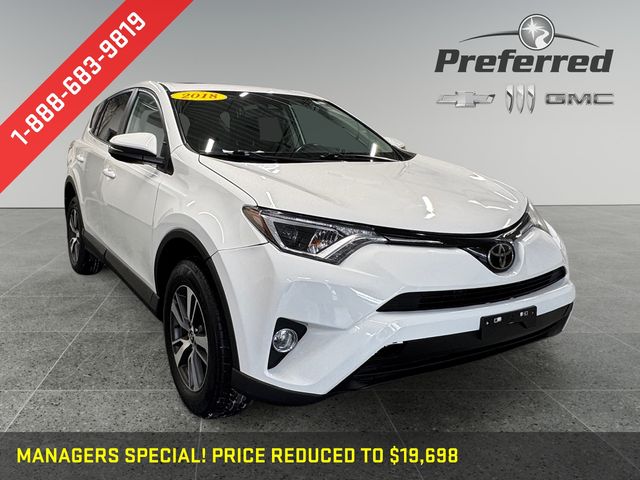 Super White 2018 Toyota RAV4 XLE AWD SUV / Crossover All-Wheel Drive 6-Speed Automatic