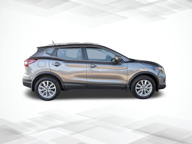 2022 Nissan Rogue Sport SV photo