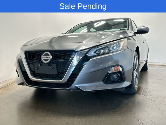 2019 Nissan Altima 2.5 SV Gray at Bob Ruth Ford