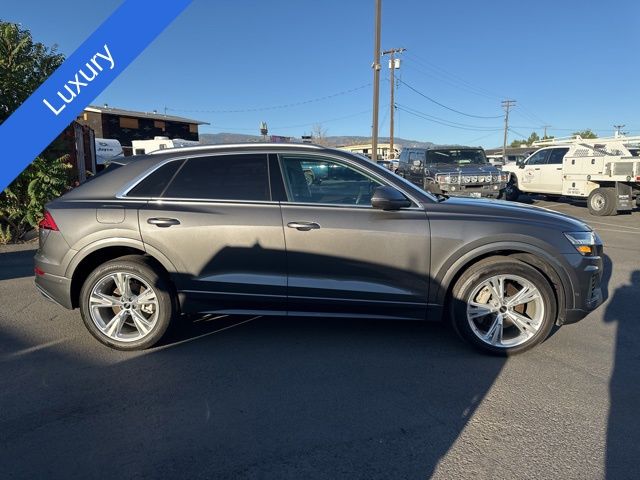 2023 Audi Q8 55 Premium Plus 31