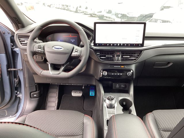 2024 Ford Escape ST-Line 38