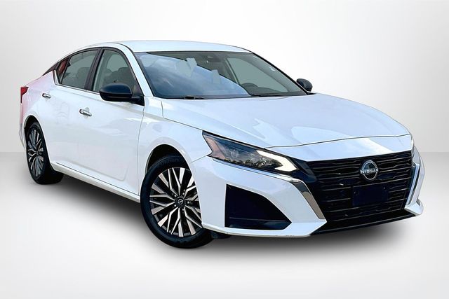 2025 Nissan Altima 2.5 SV's photo
