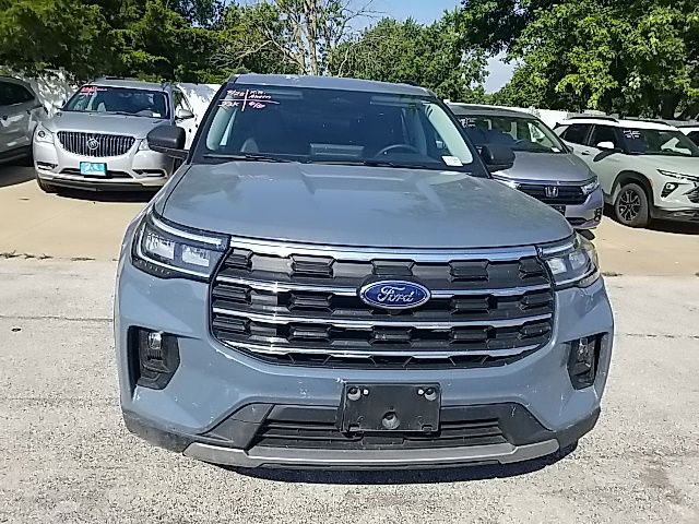 Used 2025 Ford Explorer SUV