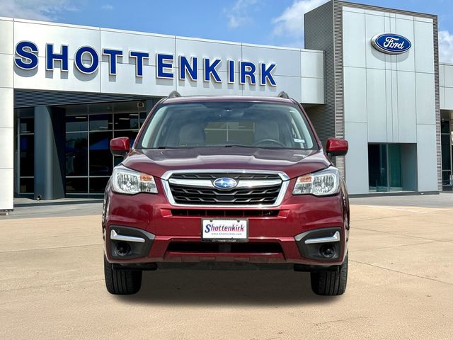 Used 2018 Red Subaru 2.5i Premium image 2