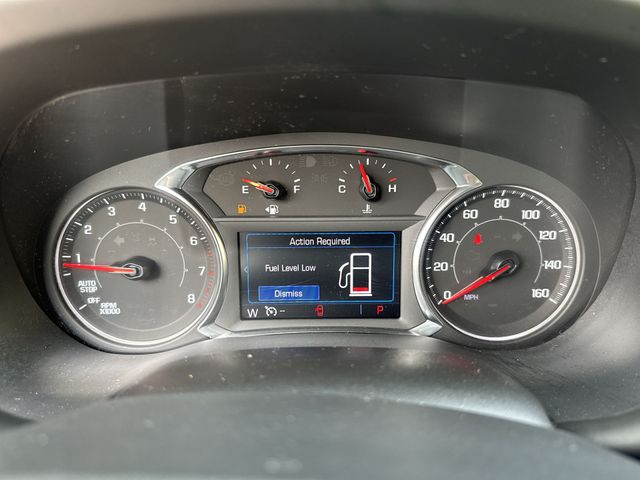 Used 2023 Silver GMC SLE image 19