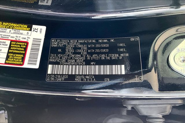 Used 2024 Toyota Grand Highlander Platinum 4D Sport Utility