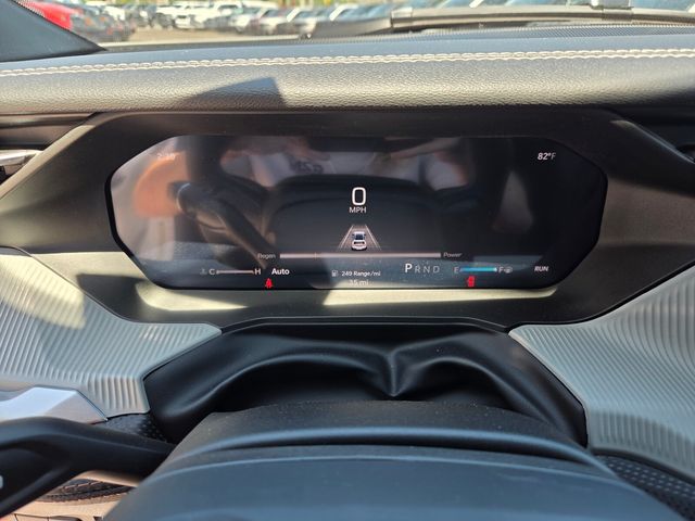 New 2026 White/off-white Jeep Limited image 33