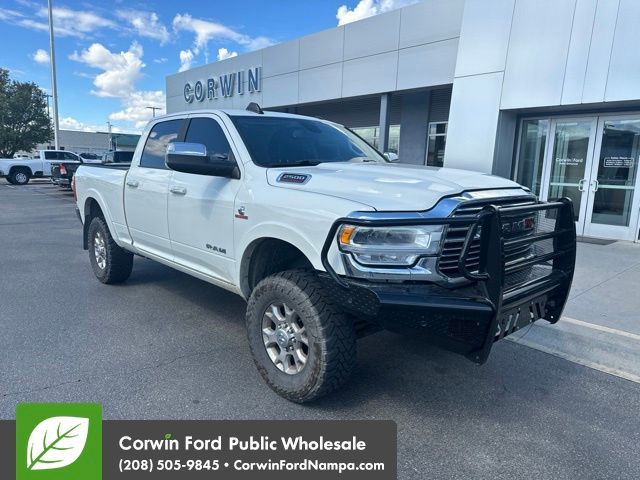 Pearl White 2022 RAM 2500 Pickup Truck Four-Wheel Drive 6-Speed Automatic