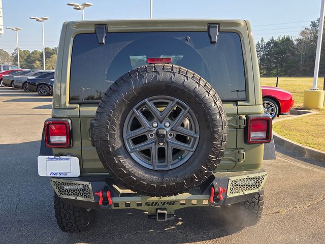 Used 2025 Green Jeep Sport S image 11