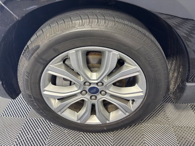 Used 2022 Ford Edge SUV
