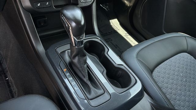 Used 2022 Gray Chevrolet Z71 image 29