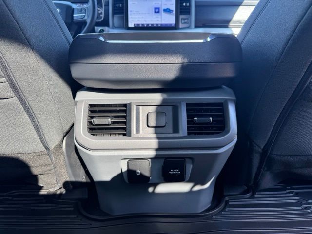 Used 2023 Silver Ford XLT image 15