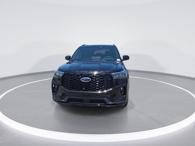 New 2026 Agate Black Metallic Ford ST-Line image 3
